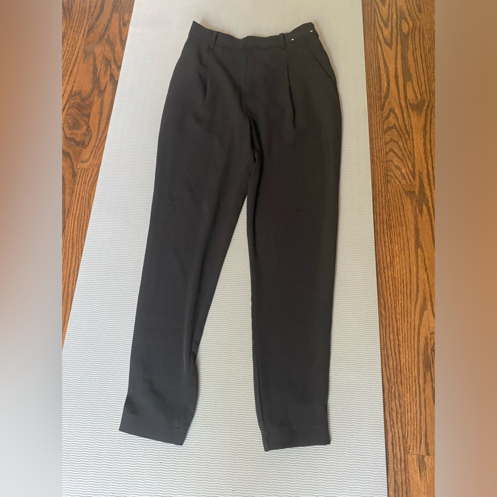 Uniqlo women’s black pants for work- slim fit, size xs 24-25 waist